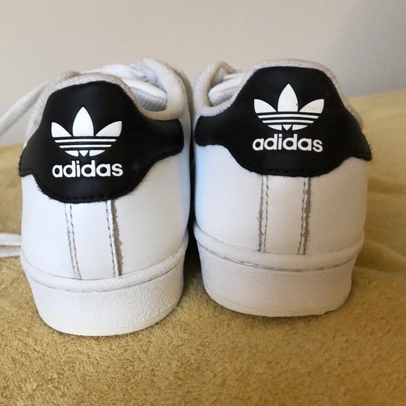 adidas shoes - Picture 2 of 3